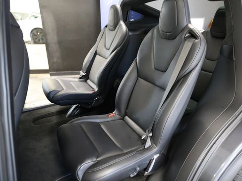 Used 2020 Tesla Model X Long Range AWD/4WD image 46