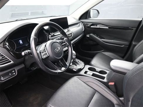 Used 2021 Kia Seltos SX image 18
