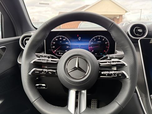 Used 2026 Mercedes-Benz GLC 300 4MATIC image 13