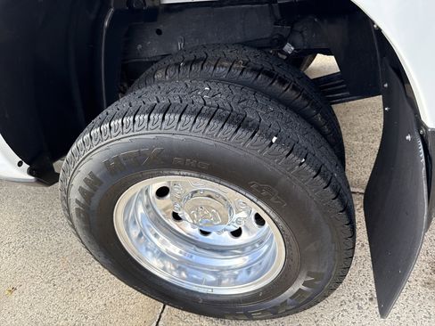 New 2025 RAM 3500 Laramie w/ Towing Technology Group image 22