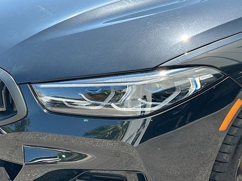 Used 2025 BMW M850i xDrive AWD/4WD image 29
