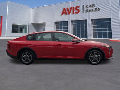 Used 2025 Kia K4 LXS image 7