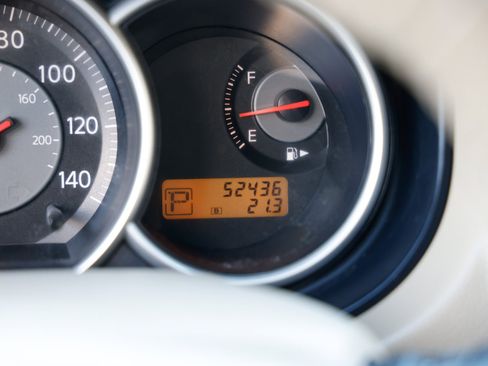 Used 2009 Nissan Versa S w/ Convenience Pkg image 40