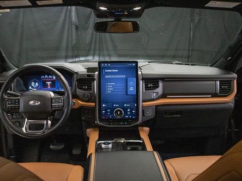 Used 2024 Ford Expedition Max Platinum image 24