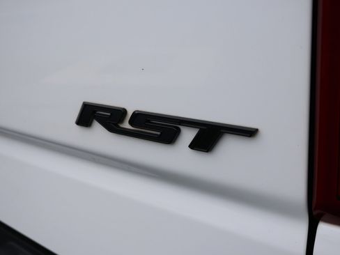 Used 2023 Chevrolet Silverado 1500 RST w/ Redline Edition AWD/4WD image 27