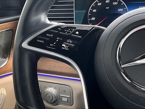 Certified 2025 Mercedes-Benz GLS 450 4MATIC image 24