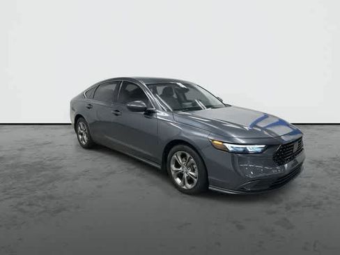 Used 2024 Honda Accord EX image 5
