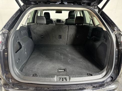 Used 2024 Ford Edge Titanium image 24