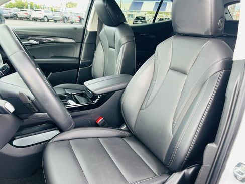 Used 2025 Buick Envision Preferred image 16