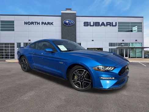 Used 2020 Ford Mustang GT image 1