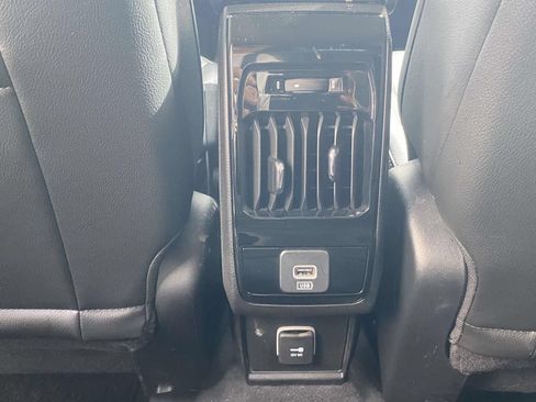 Used 2022 Jeep Compass Limited AWD/4WD image 12