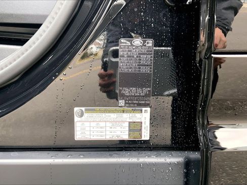 New 2026 Land Rover Defender 130 V8 image 18