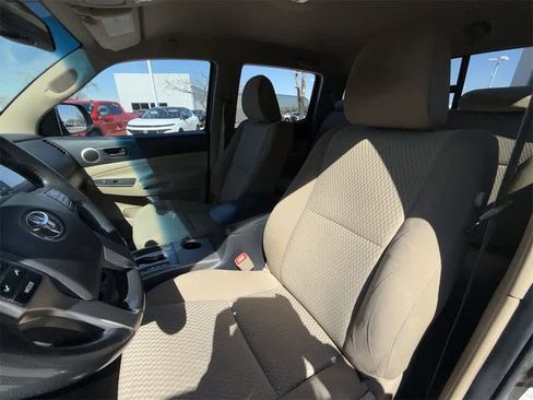 Used 2013 Toyota Tacoma PreRunner w/ SR5 Pkg image 10