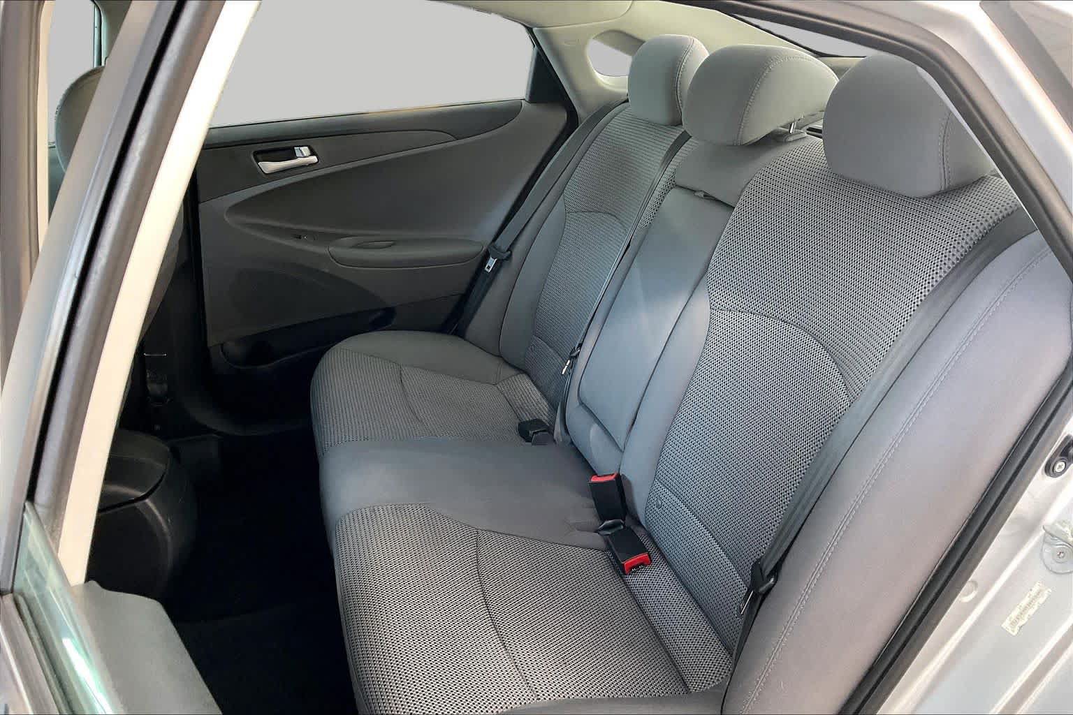 Used 2011 Hyundai Sonata GLS FWD image 20