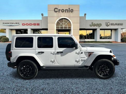 Used 2022 Jeep Wrangler Unlimited Sahara w/ Cold Weather Group image 2