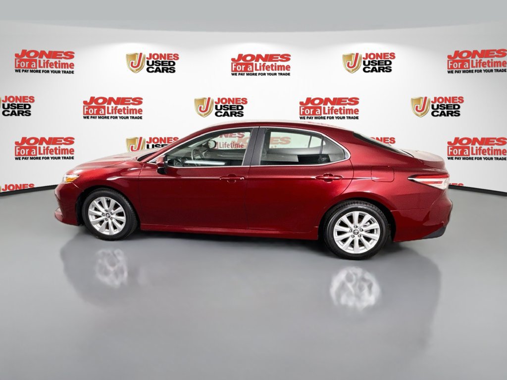 Certified 2018 Toyota Camry LE FWD image 13