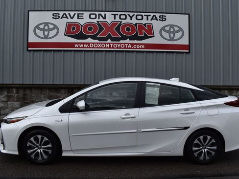 Certified 2021 Toyota Prius Prime Limited image 4