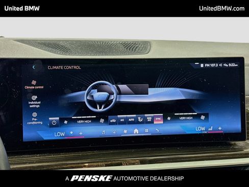 Used 2024 BMW X7 xDrive40i w/ Executive Package AWD/4WD image 11