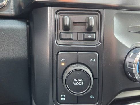 New 2026 Ford F350 Lariat w/ Black Appearance Package image 25