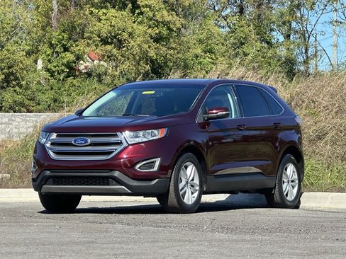Used 2017 Ford Edge SEL w/ Equipment Group 201A image 8