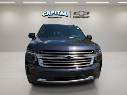Used 2024 Chevrolet Suburban High Country image 8