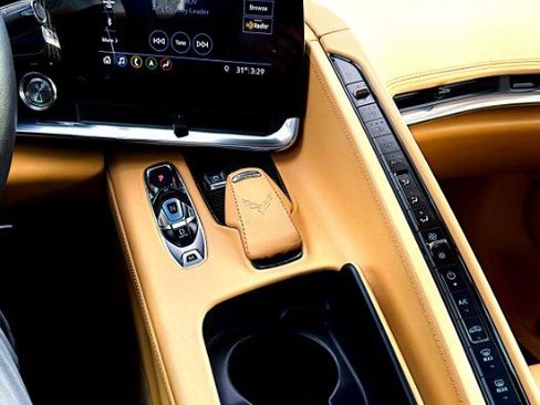 Used 2020 Chevrolet Corvette STINGRAY 3LT w/ 3LT Preferred Equipment Group image 19