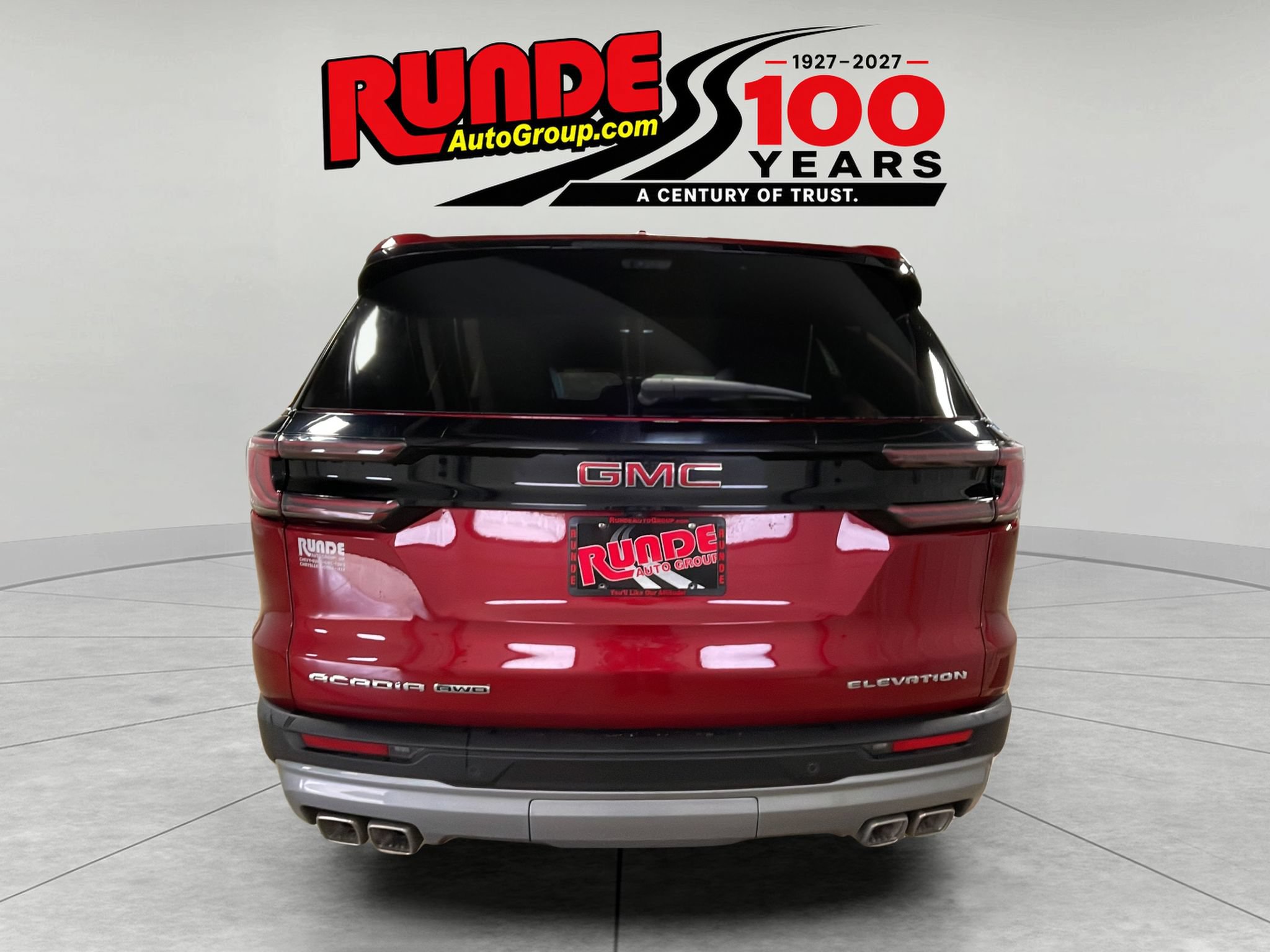 Used 2026 GMC Acadia Elevation w/ Elevation Premium Package AWD/4WD image 7