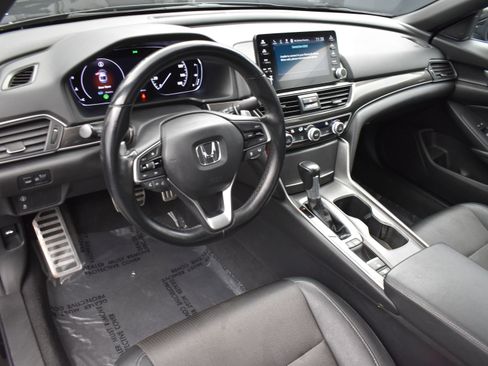 Used 2019 Honda Accord Sport image 12