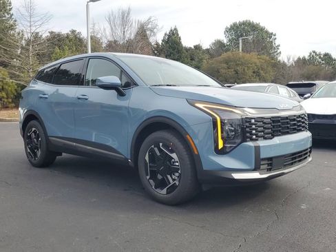 New 2026 Kia Sportage S image 3