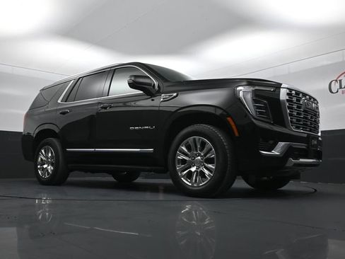 Used 2025 GMC Yukon Denali AWD/4WD image 29