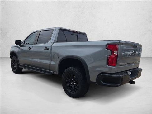 Used 2023 Chevrolet Silverado 1500 ZR2 w/ Technology Package image 8