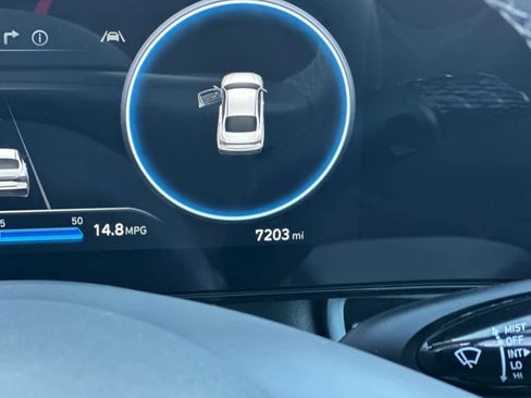 Used 2025 Hyundai Elantra SEL image 29