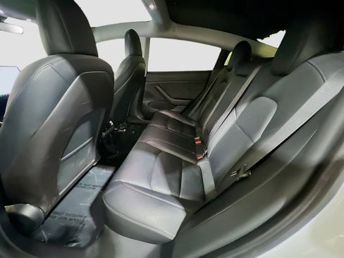 Used 2020 Tesla Model 3 Long Range AWD/4WD image 18