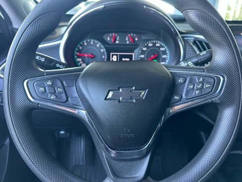 Used 2019 Chevrolet Malibu LT image 22