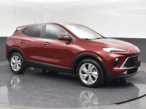 Used 2024 Buick Encore GX Preferred FWD image 9