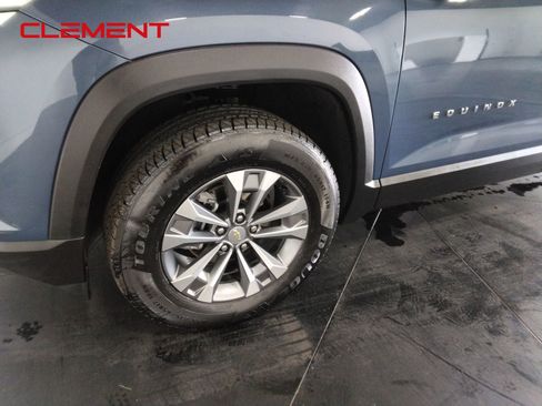 Used 2025 Chevrolet Equinox LT image 41