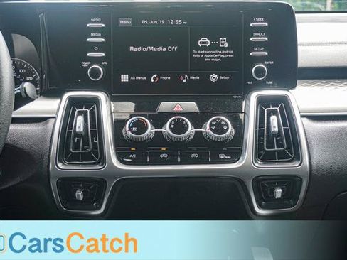 Used 2023 Kia Sorento LX FWD image 24