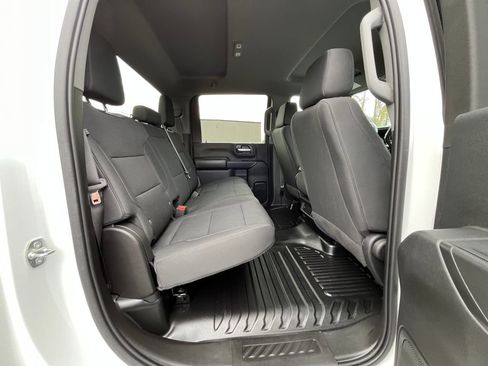 Certified 2024 Chevrolet Silverado 2500 W/T image 19