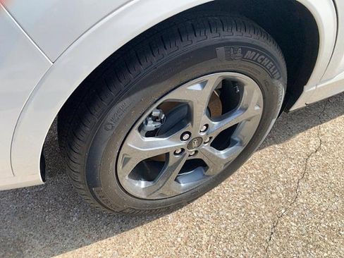 New 2024 Ford Escape ST-Line w/ Tech Pack #1 FWD image 8