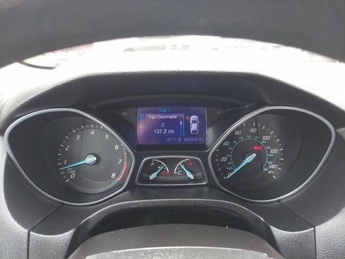 Used 2013 Ford Focus SE FWD image 16