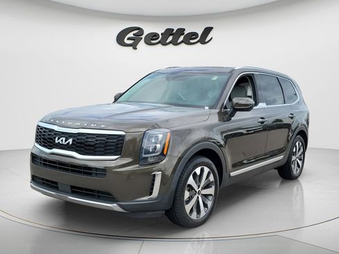 Used 2022 Kia Telluride EX w/ EX Premium Package FWD image 1