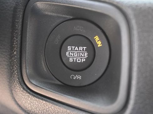 New 2026 Jeep Gladiator Sport image 25