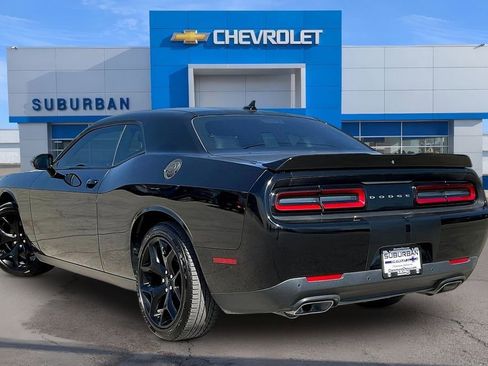 Used 2018 Dodge Challenger R/T Plus image 12