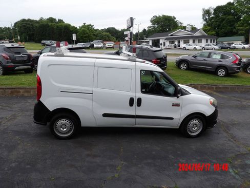 Used 2016 RAM ProMaster City Tradesman FWD image 4