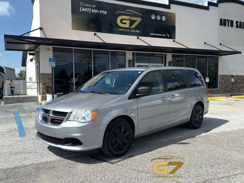 Used 2014 Dodge Grand Caravan SE w/ Quick Order Package 29E SE FWD image 1