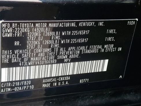 Used 2025 Toyota RAV4 LE AWD/4WD image 26