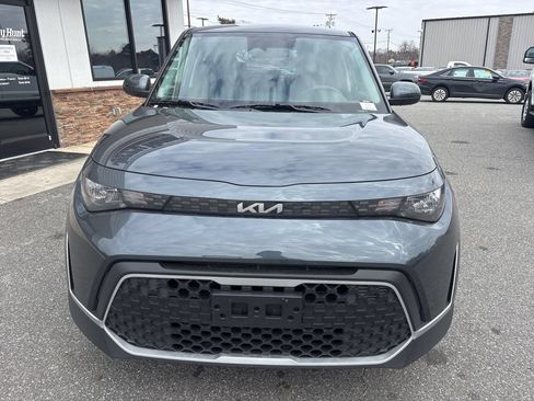 Used 2025 Kia Soul S FWD image 10