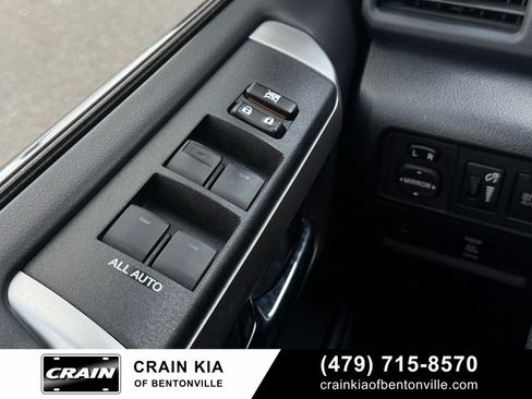 Used 2021 Toyota 4Runner Limited AWD/4WD image 10