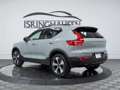 New 2026 Volvo XC40 B5 Plus w/ Protection Package Premier AWD/4WD image 7