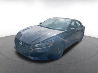 Used 2025 Nissan Altima 2.5 SV video 2